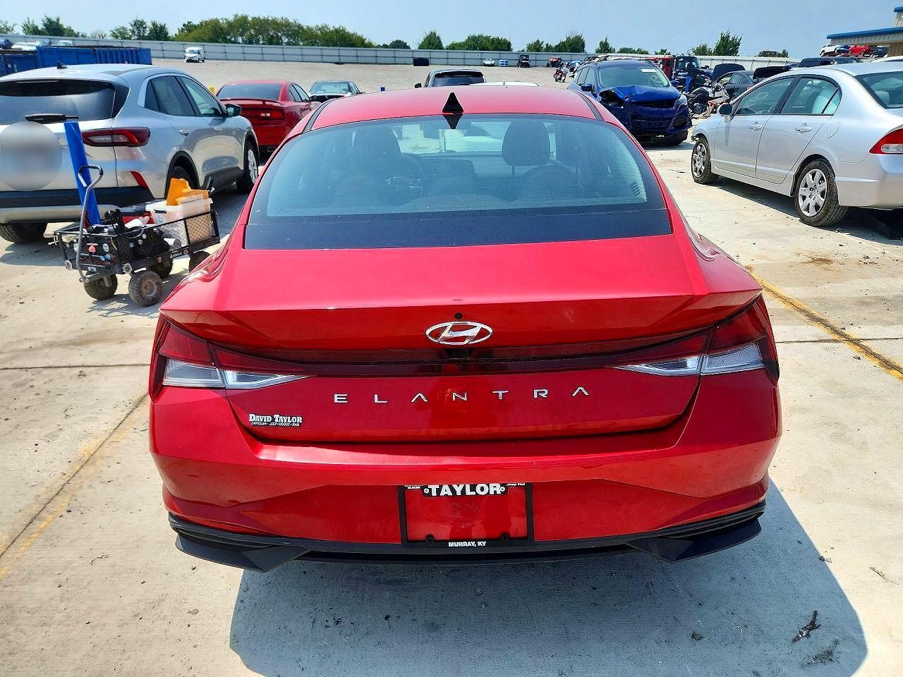 2022 Hyundai Elantra Sel - Фото 6