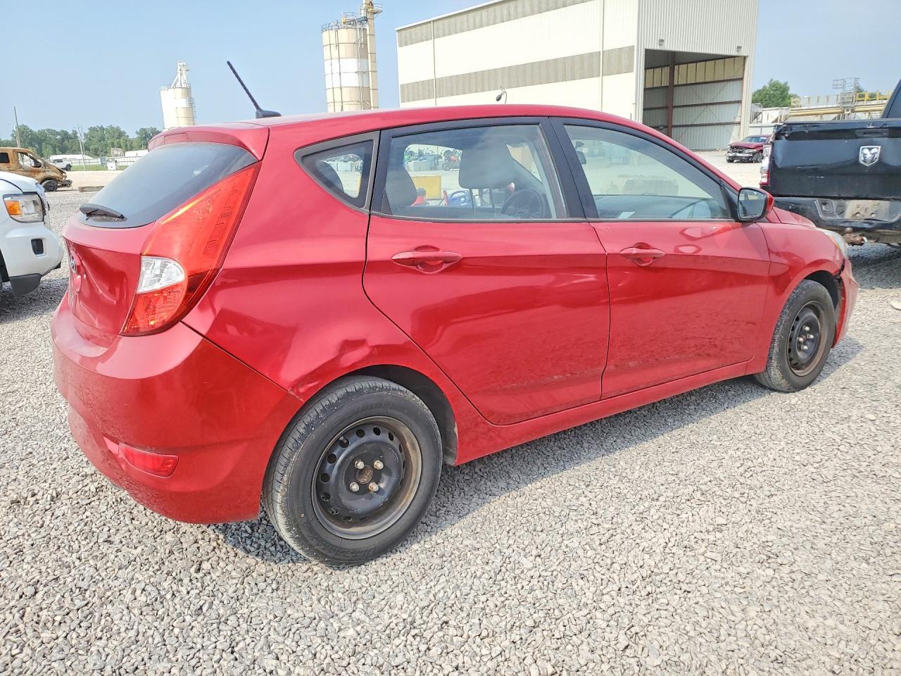 2016 Hyundai Accent Se - Image 3