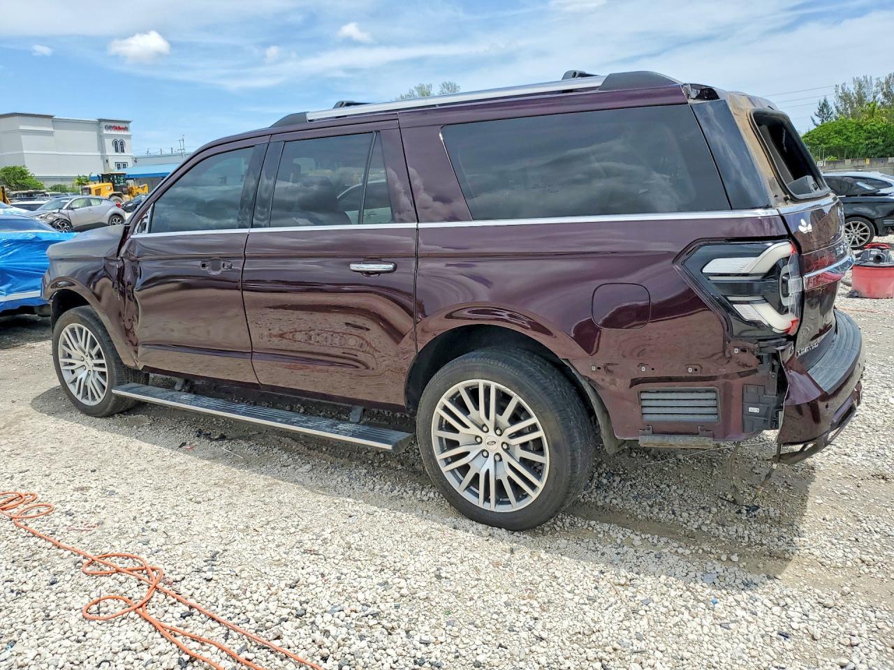 2023 Ford Expedition Max Limited - Image 2