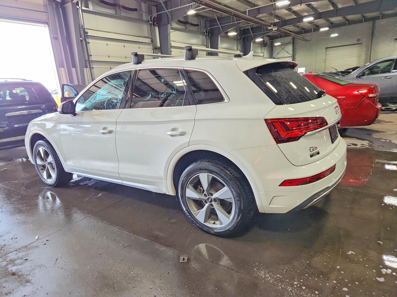 2023 Audi Q5 Premium 40 - Image 2