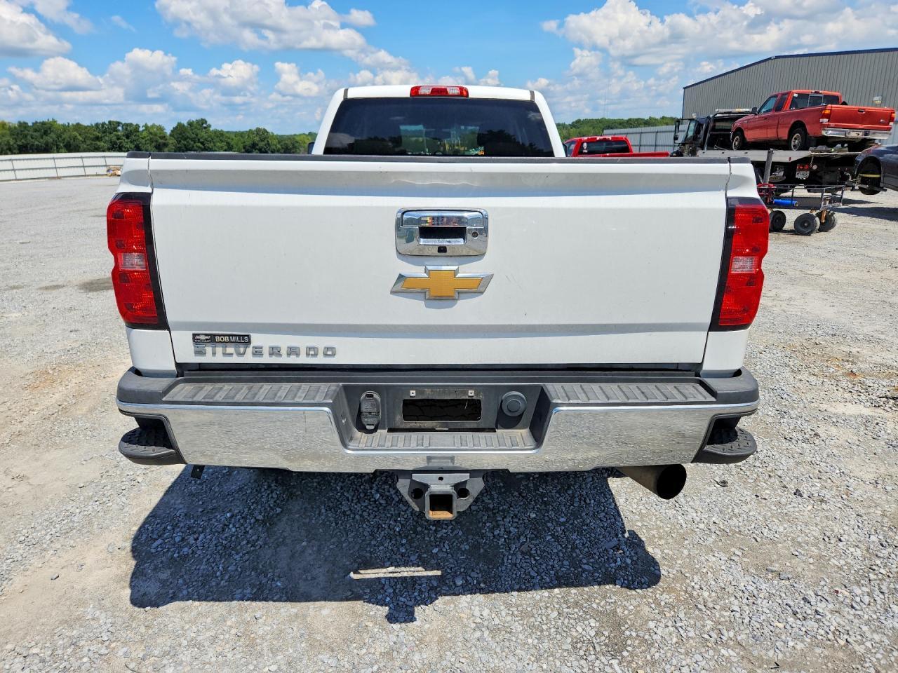 2018 Chevrolet Silverado K3500 - Image 6