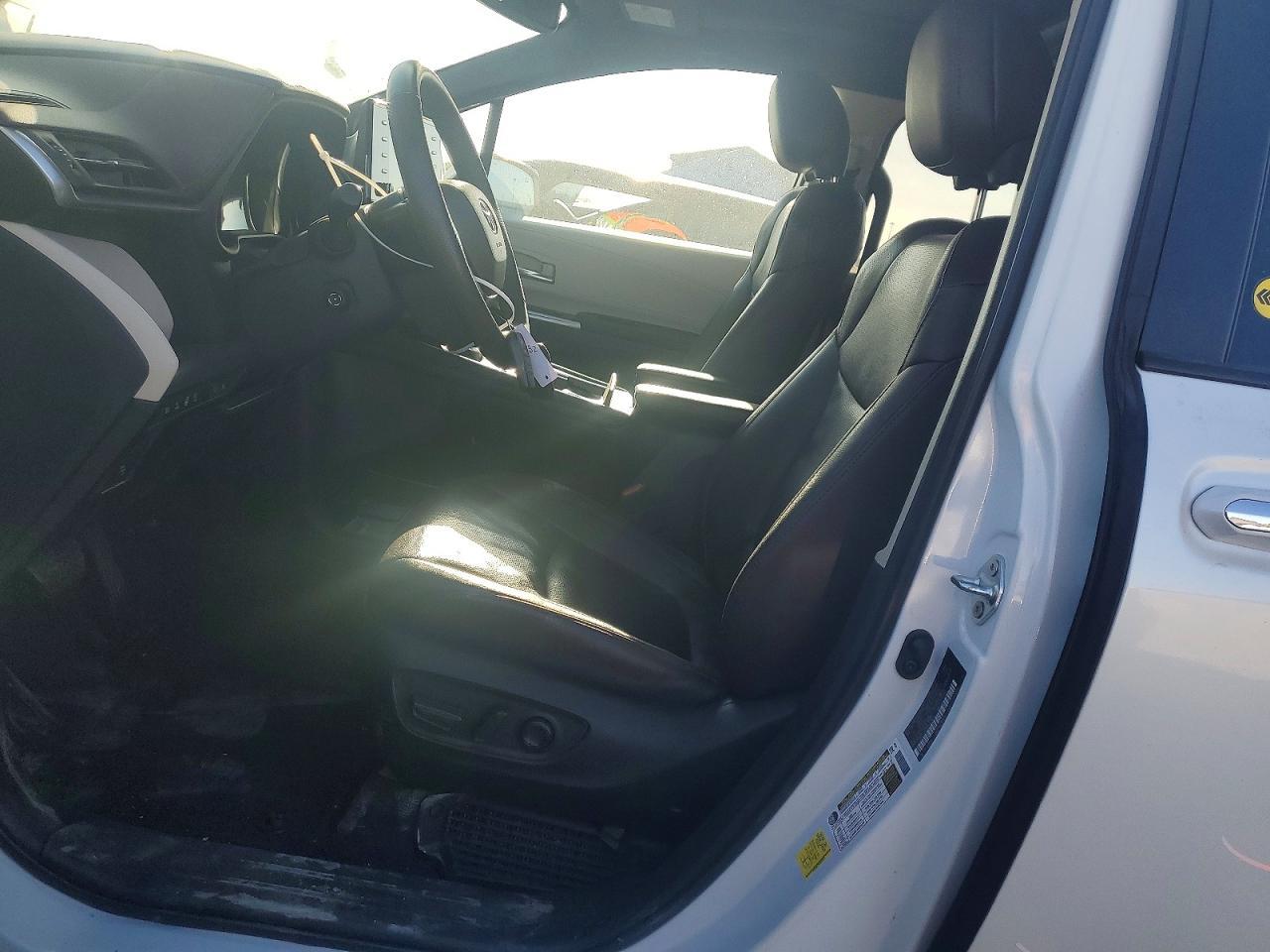 2023 Toyota Sienna Platinum 7-Passenger - Фото 7