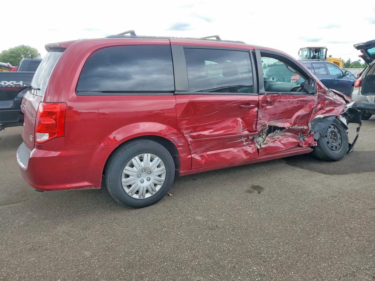 2014 Dodge Grand Caravan Sxt - Image 3