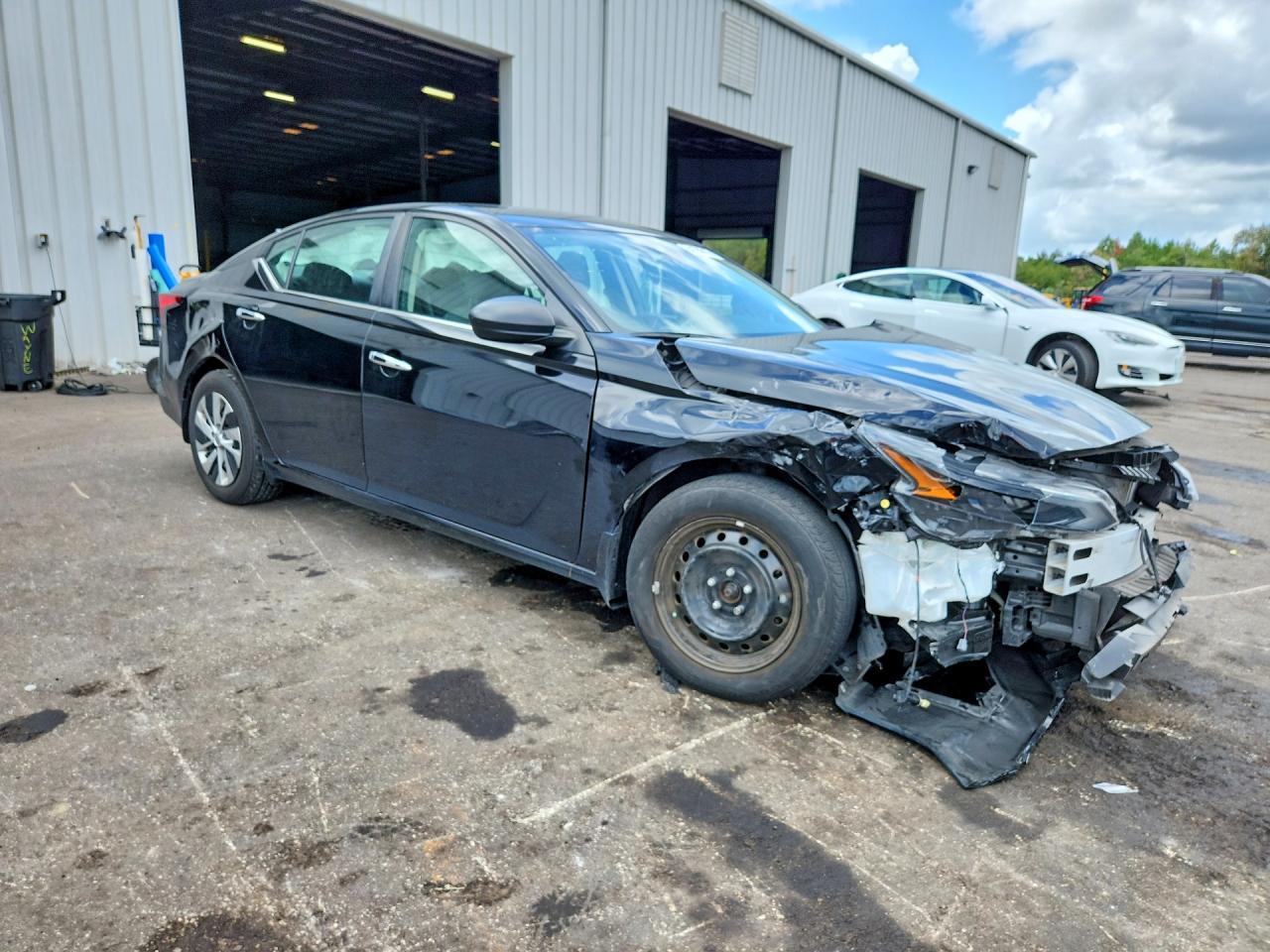 2024 Nissan Altima S - Фото 4