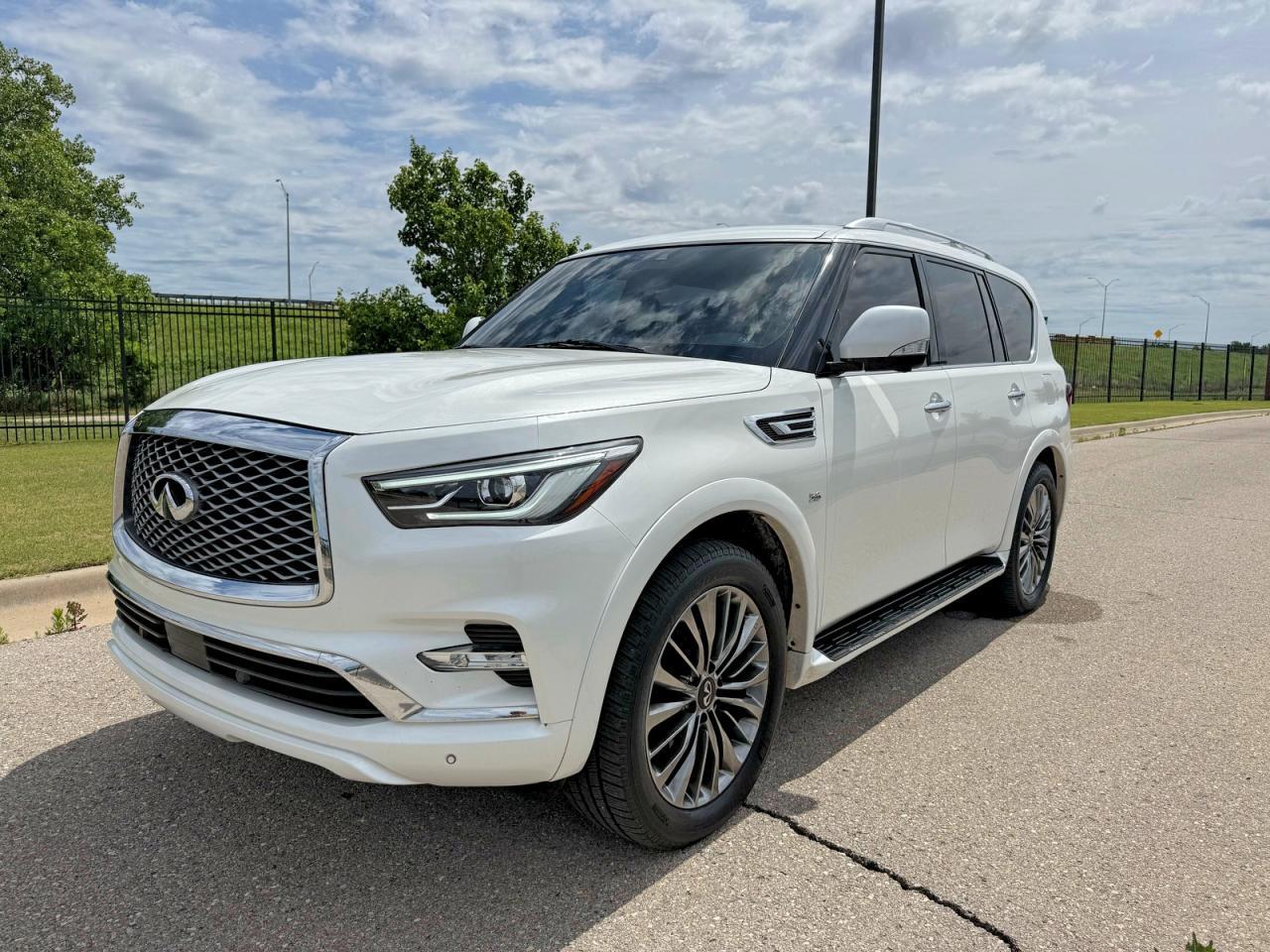 2019 Infiniti Qx80 Luxe - Image 2