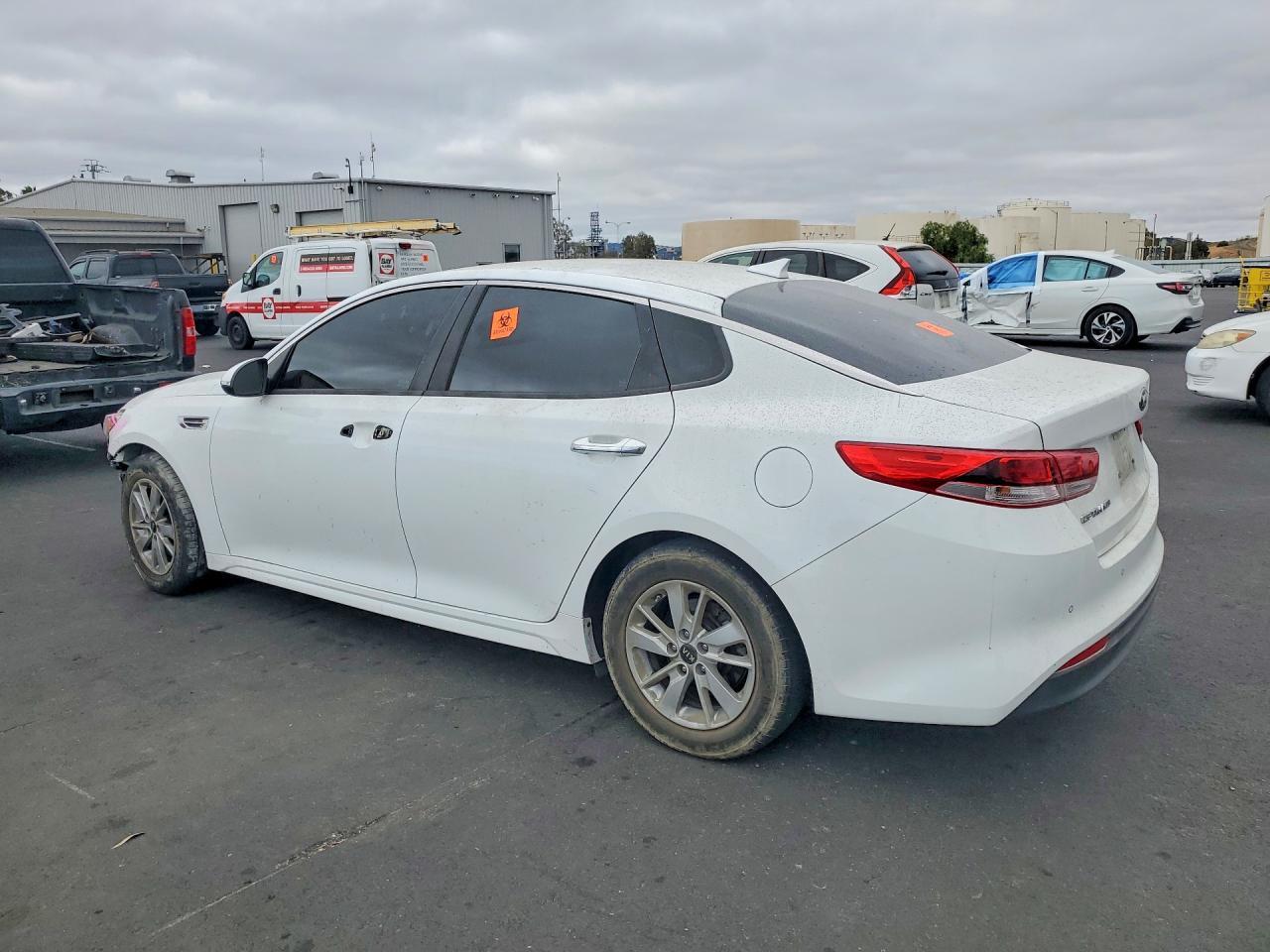 2018 Kia Optima Lx - Фото 2