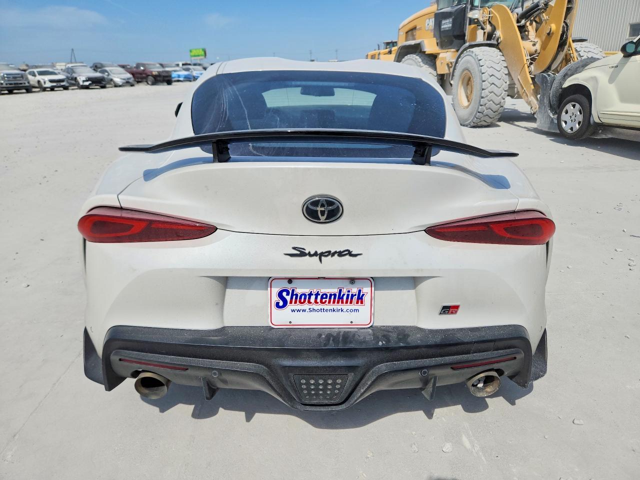 2024 Toyota Gr Supra 45Th Anniversary Edition - Фото 6