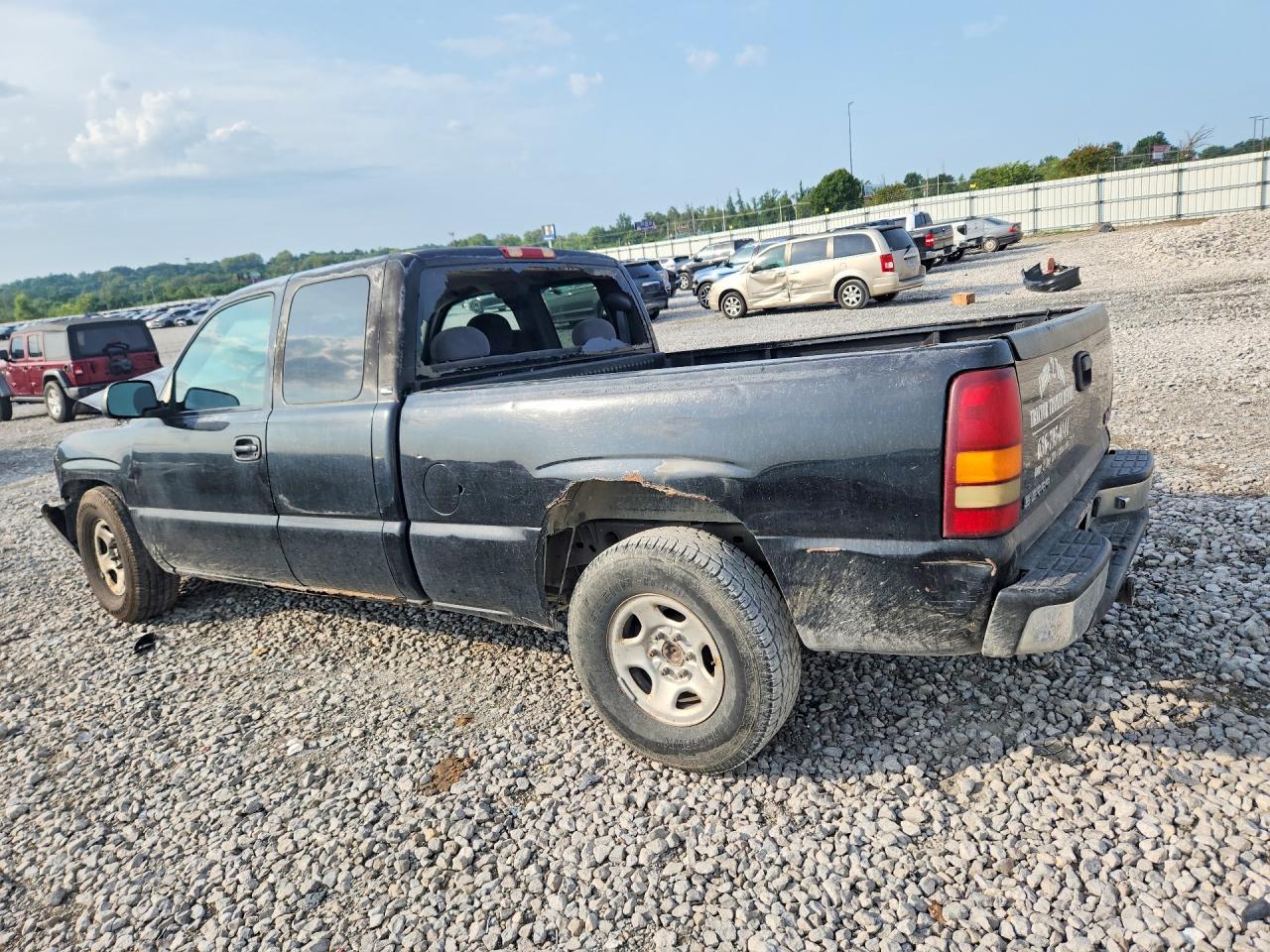 2000 GMC New Sierra C1500 - Фото 2