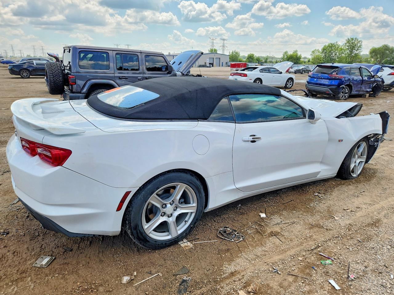 2020 Chevrolet Camaro Ls - Фото 3