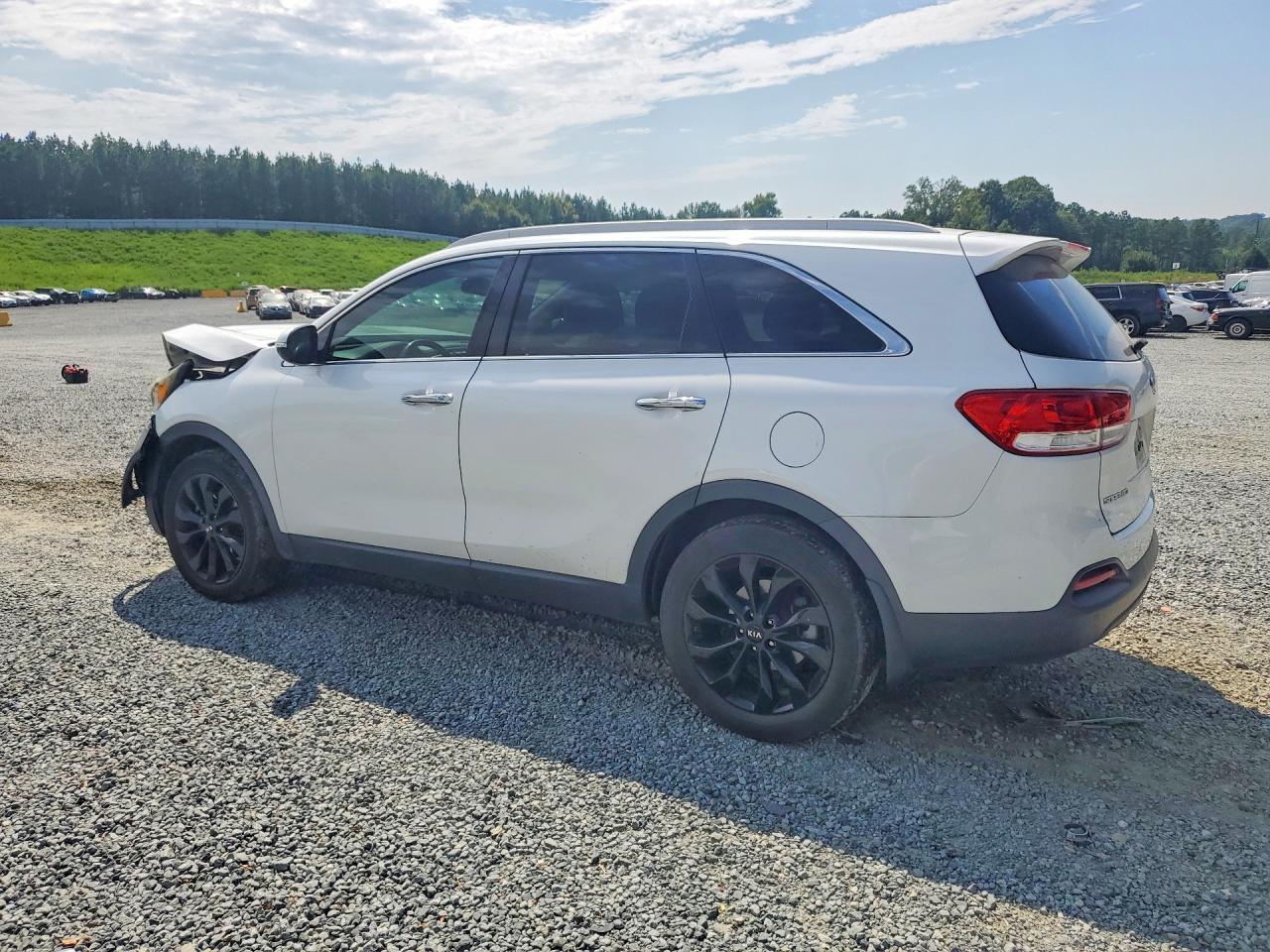 2017 Kia Sorento Lx - Фото 2