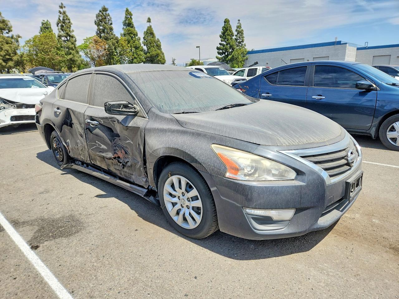 2014 Nissan Altima 2.5 S - Фото 4