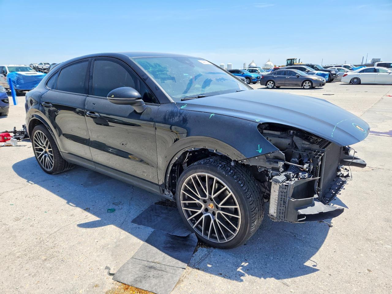 2020 Porsche Cayenne Coupe - Фото 4