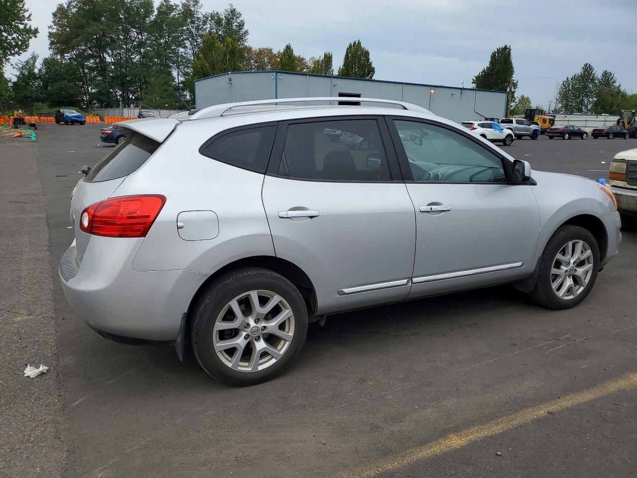 2011 Nissan Rogue S - Фото 3