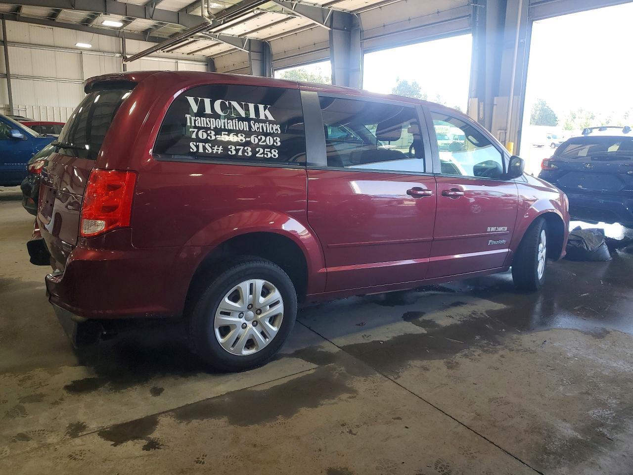 2017 Dodge Grand Caravan Se - Фото 3