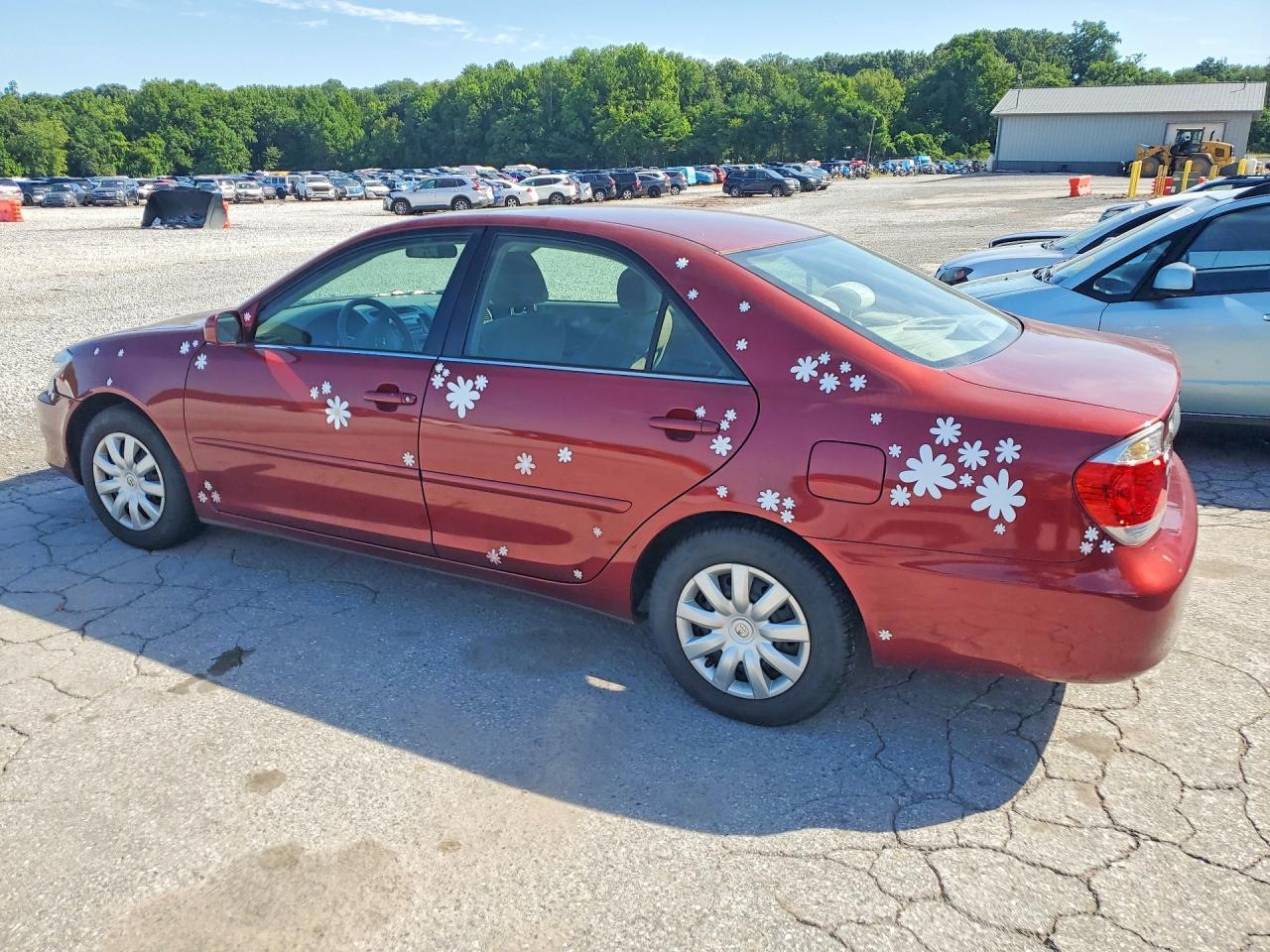2006 Toyota Camry Le - Image 2