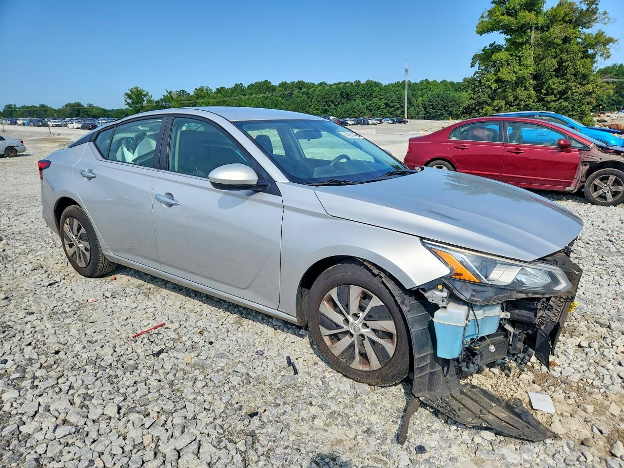 2020 Nissan Altima S - Фото 4