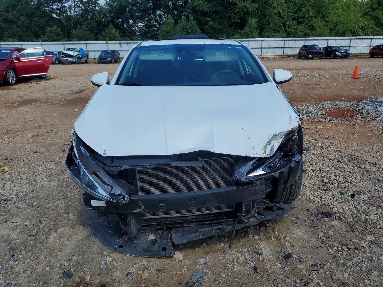 2019 Hyundai Elantra Value Edition - Фото 5