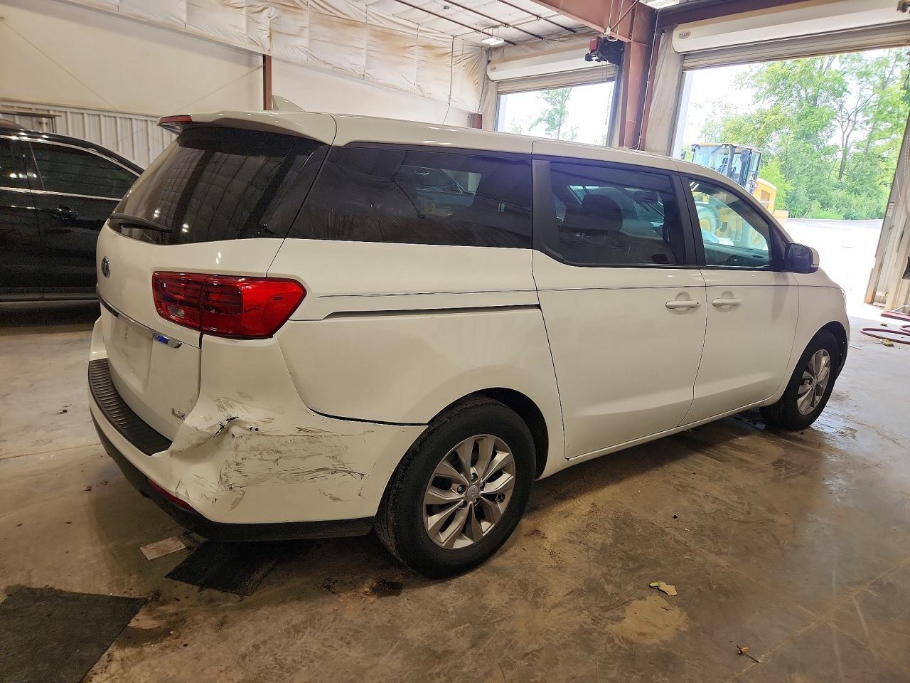 2019 Kia Sedona Lx - Фото 3