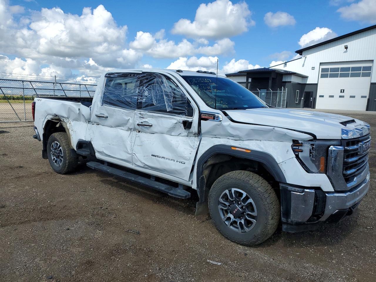 2024 GMC Sierra K2500 Slt - Image 4