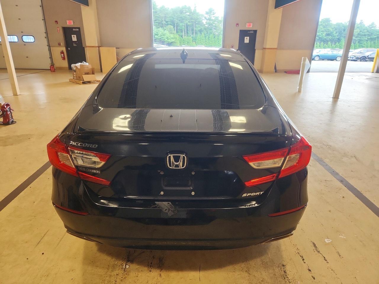 2018 Honda Accord Sport - Image 6