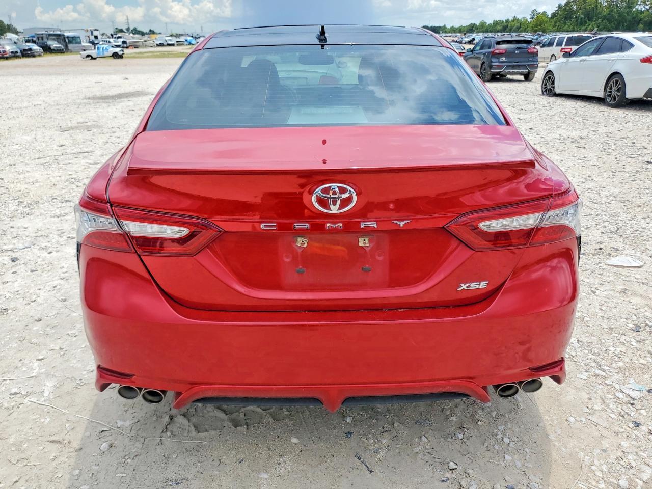 2019 Toyota Camry Xse - Фото 6