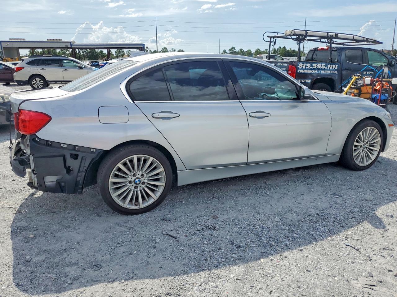 2013 BMW 328 I - Фото 3