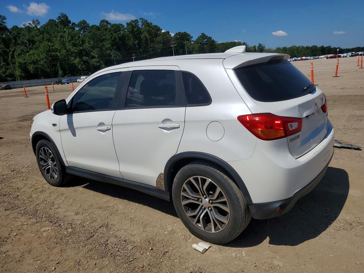 2017 Mitsubishi Outlander Sport Es - Фото 2