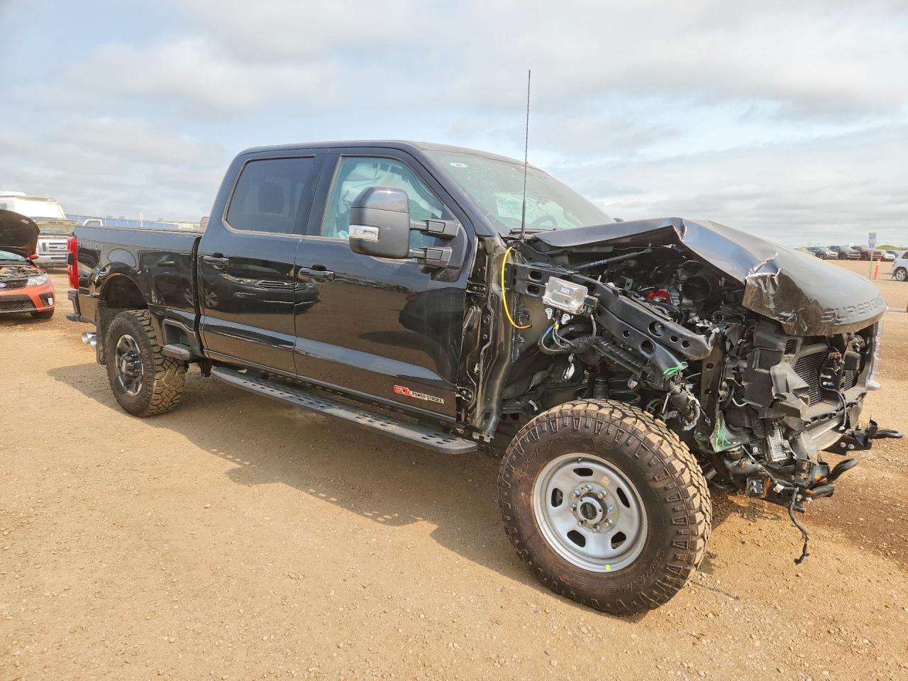 2026 Ford F350 Super Duty - Фото 4