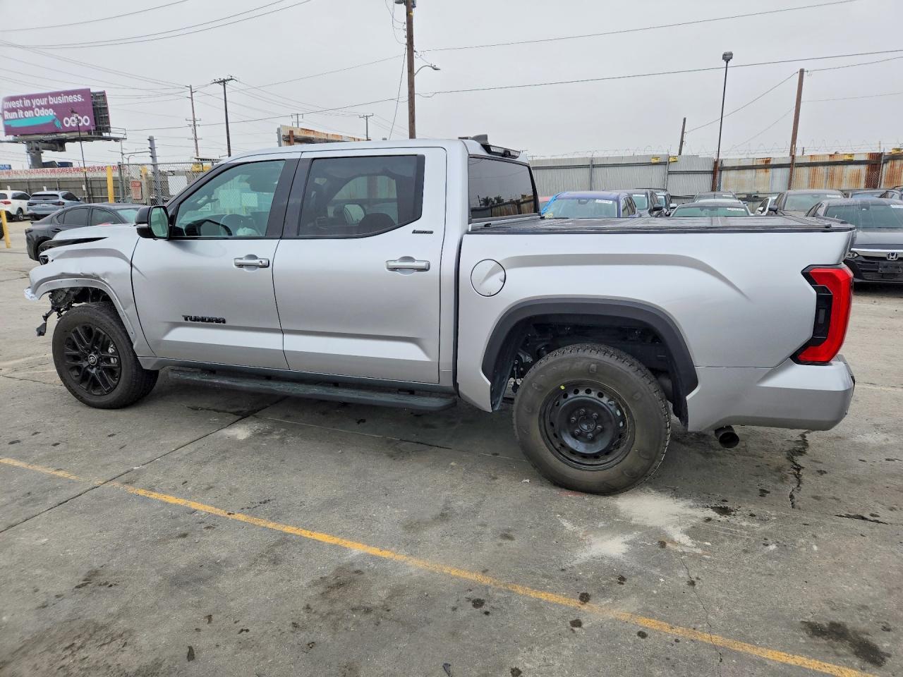 2025 Toyota Tundra - Фото 2
