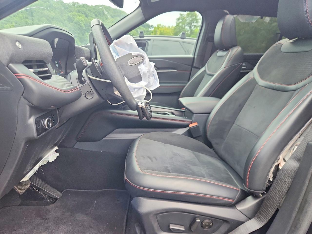 2025 Ford Explorer S - Фото 7
