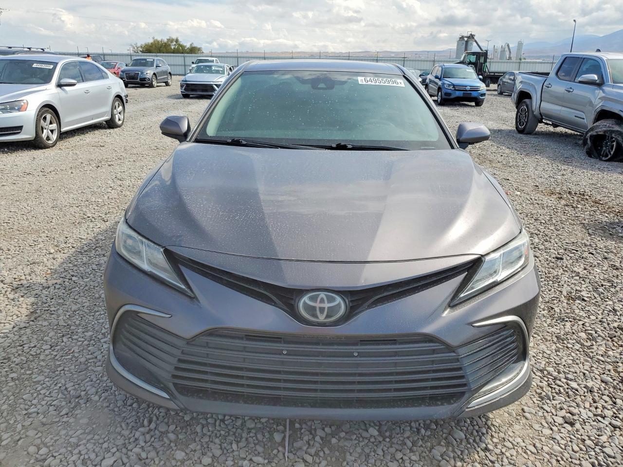 2022 Toyota Camry Le - Фото 5