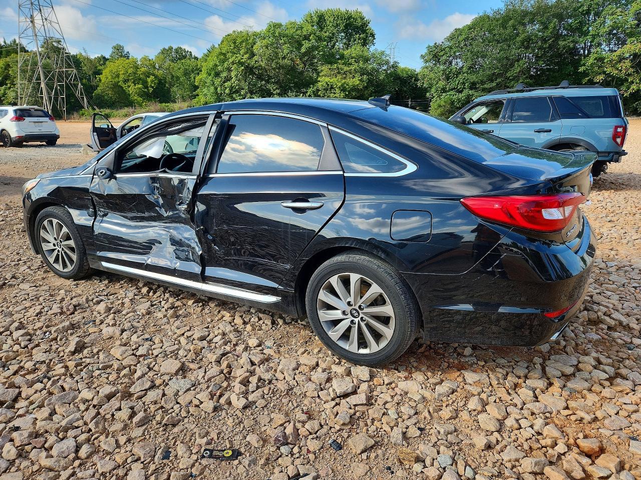 2017 Hyundai Sonata Sport - Фото 2