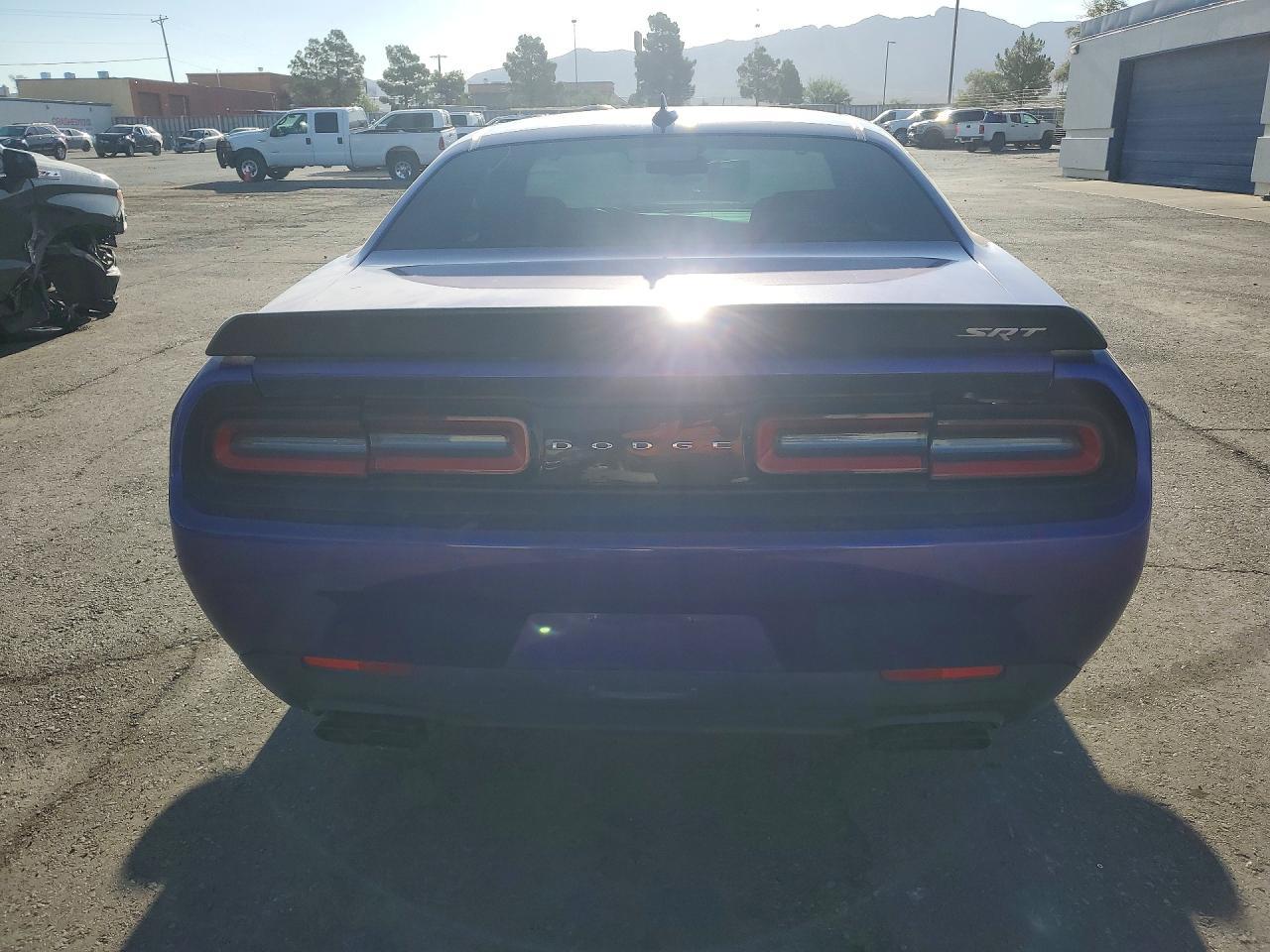 2016 Dodge Challenger Srt Hellcat - Image 6