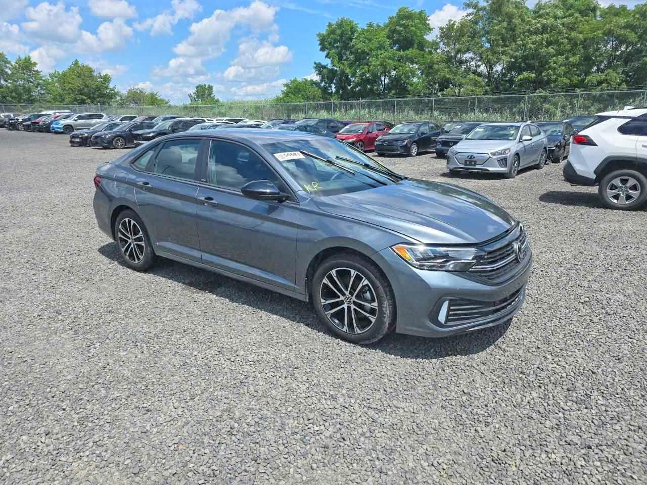 2024 Volkswagen Jetta Sport - Image 3