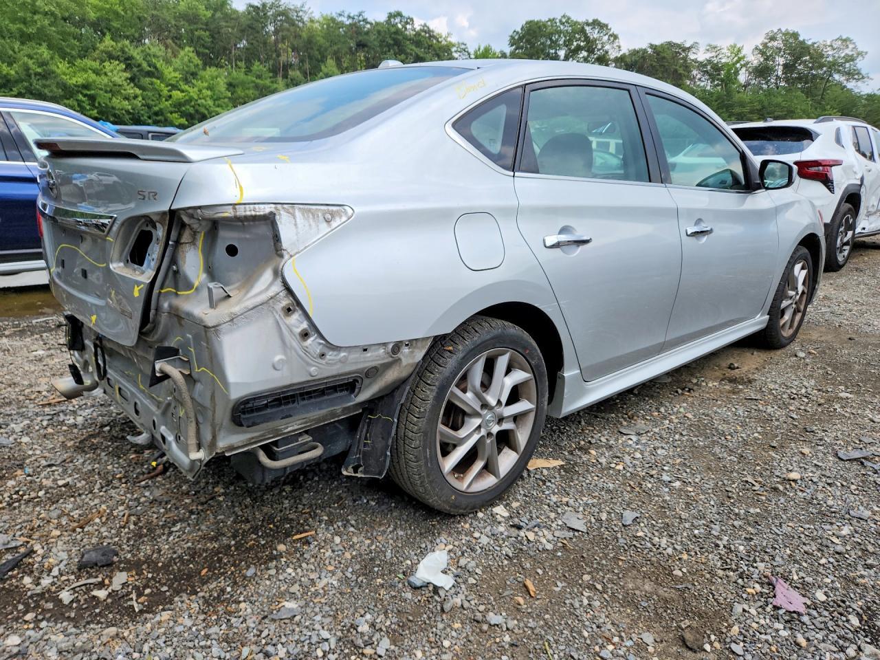 2014 Nissan Sentra Sr - Фото 3