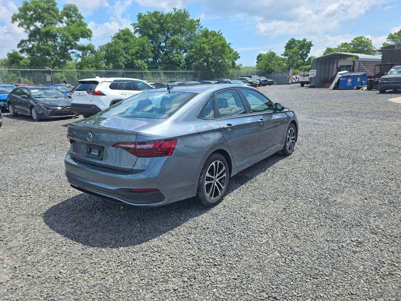 2024 Volkswagen Jetta Sport - Image 4