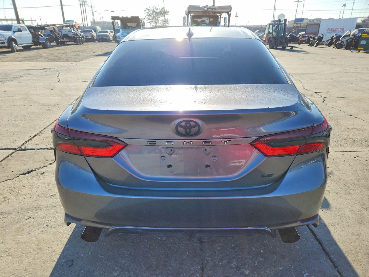 2019 Toyota Camry Se - Фото 6