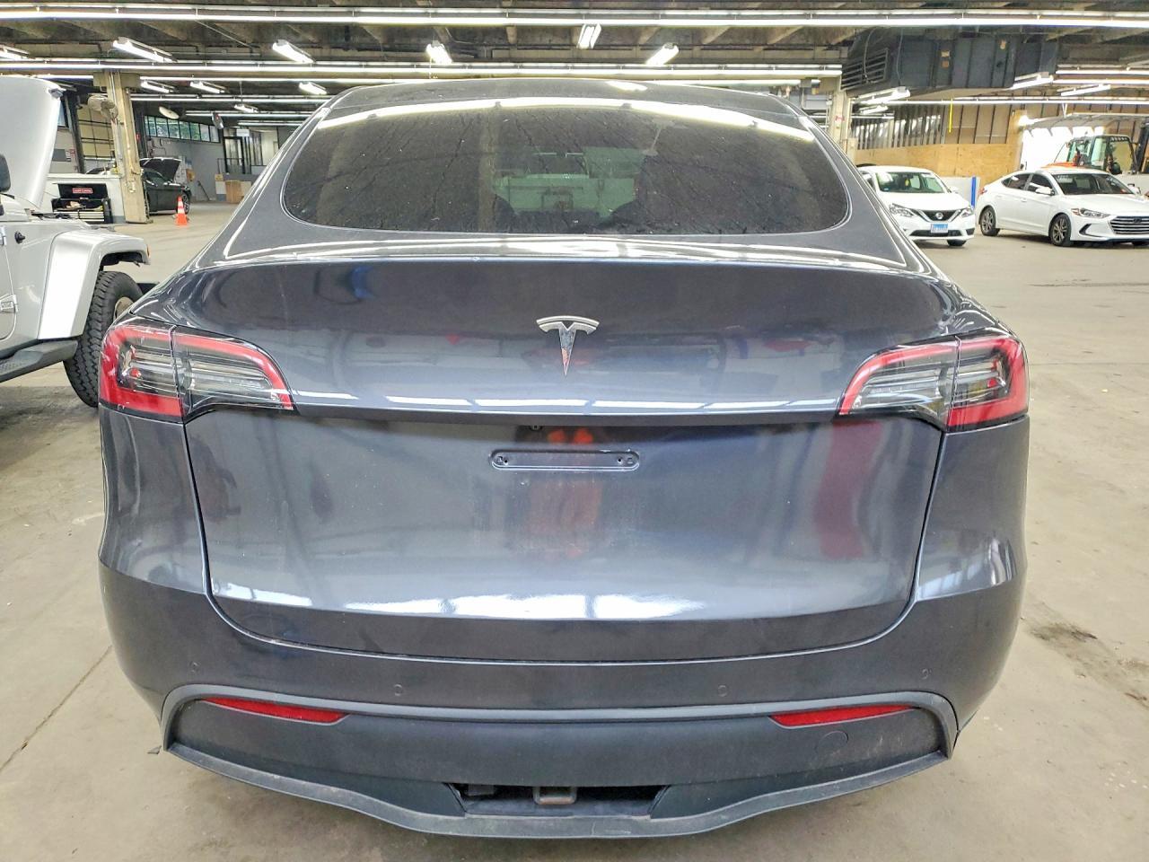 2021 Tesla Model Y - Image 6