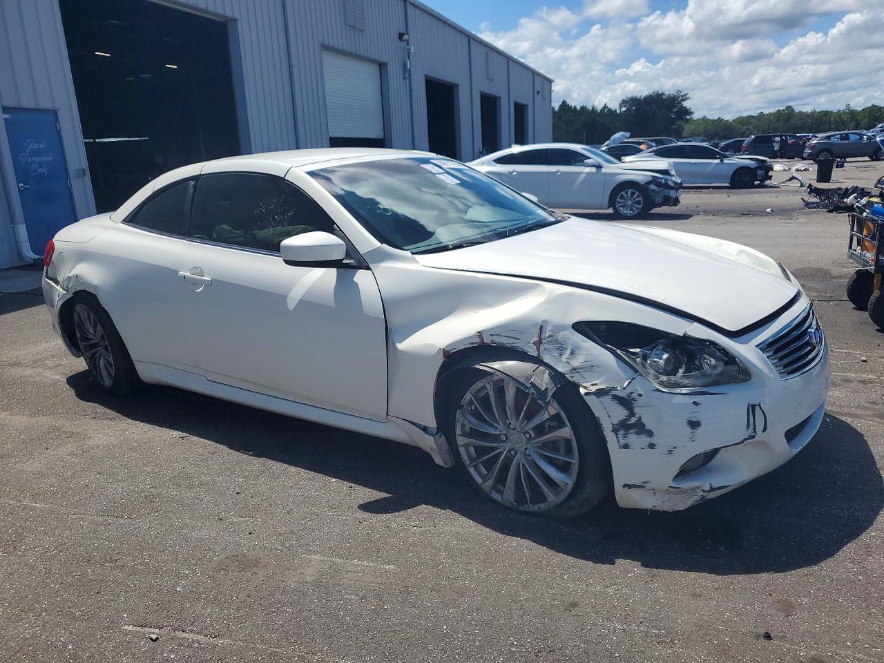 2012 Infiniti G37 Convertible Base - Фото 4