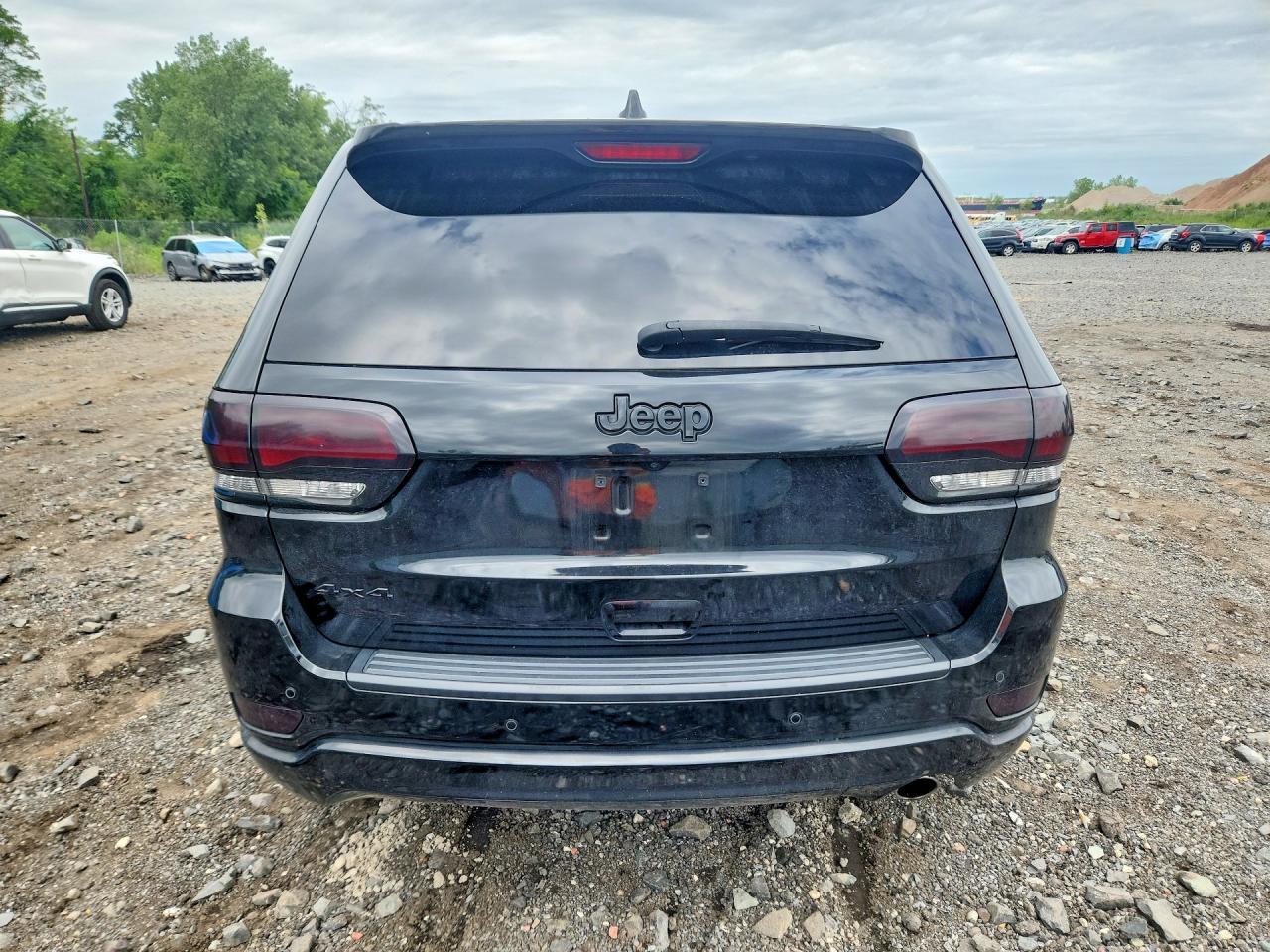 2021 Jeep Grand Cherokee Laredo - Image 6