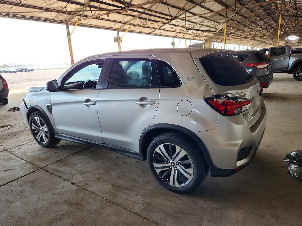 2020 Mitsubishi Outlander Sport Es - Фото 2