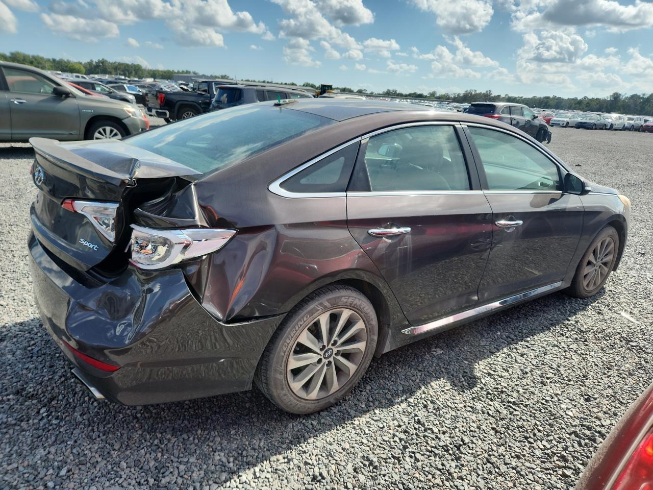 2016 Hyundai Sonata Sport - Image 3
