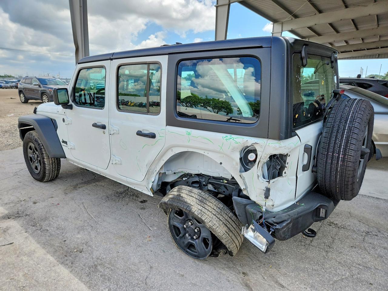 2025 Jeep Wrangler Sport - Фото 2