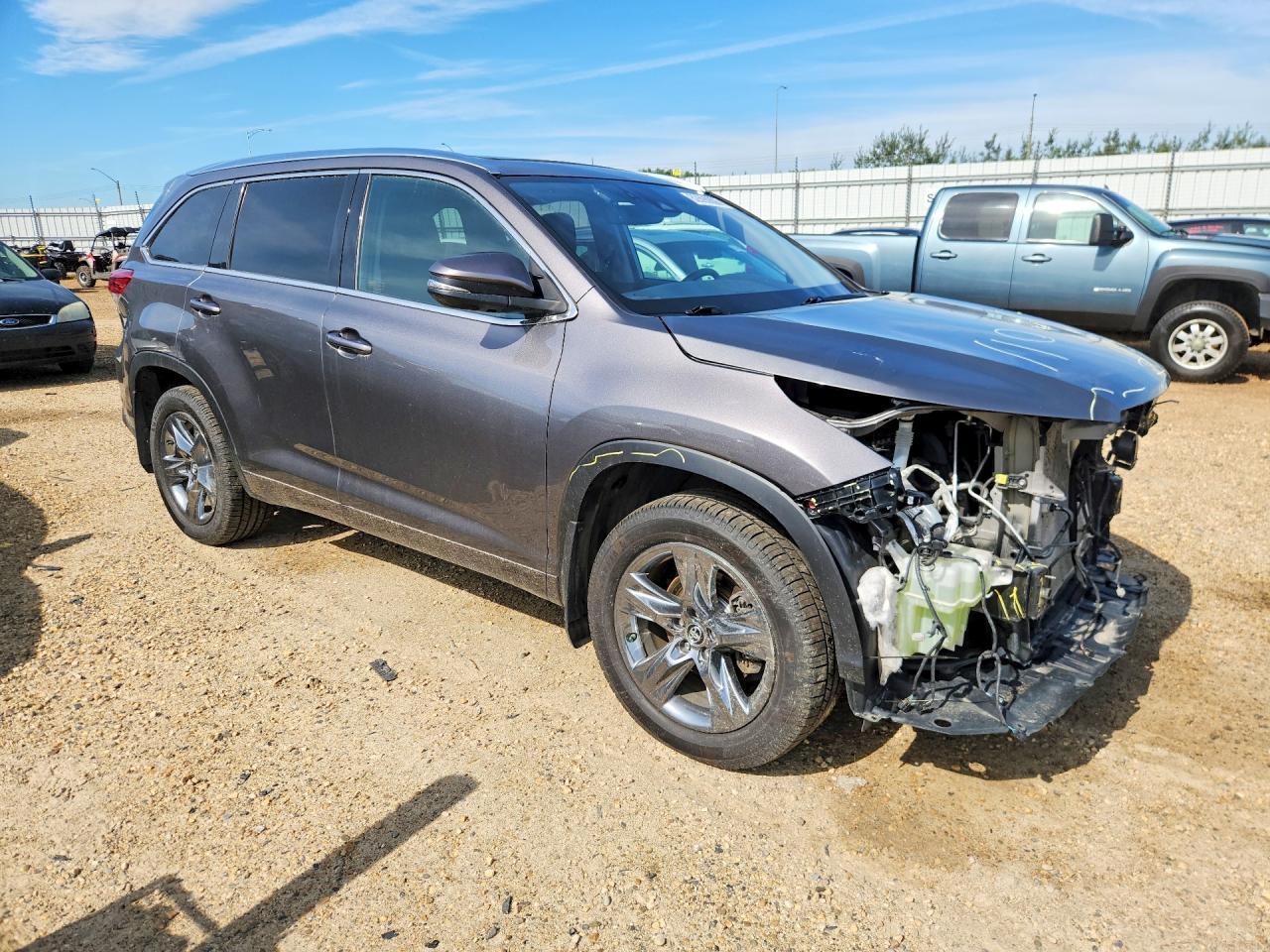 2018 Toyota Highlander Limited - Image 4