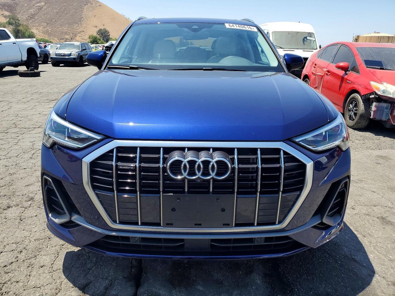2024 Audi Q3 Premium Plus S Line 45 - Фото 5