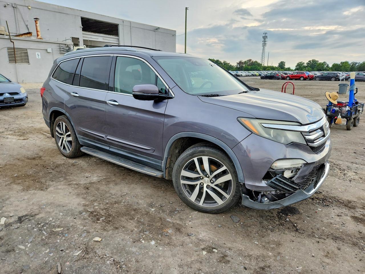 2016 Honda Pilot Elite - Фото 4