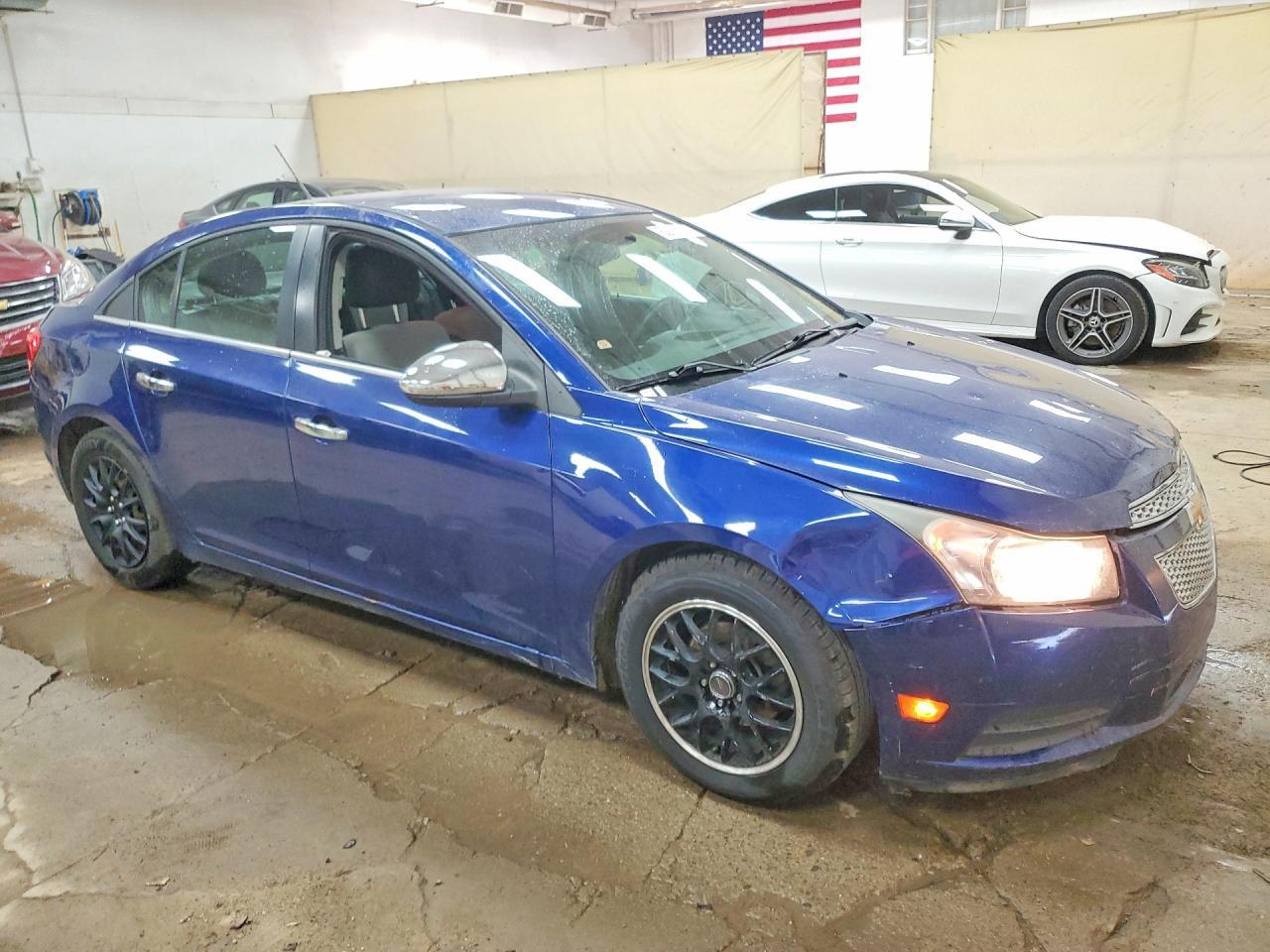 2012 Chevrolet Cruze Ls - Image 4