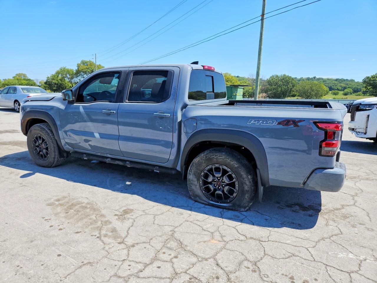 2023 Nissan Frontier Pro-4X - Image 2