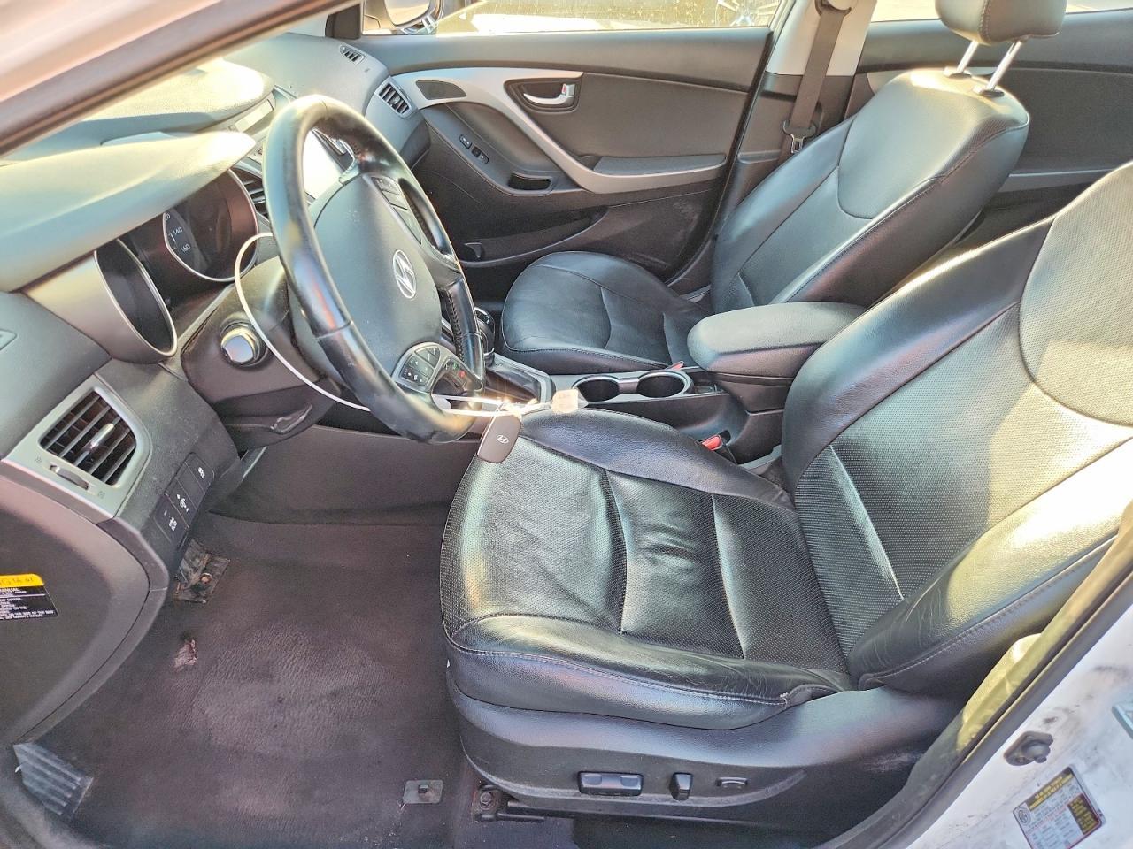 2015 Hyundai Elantra Limited - Image 7