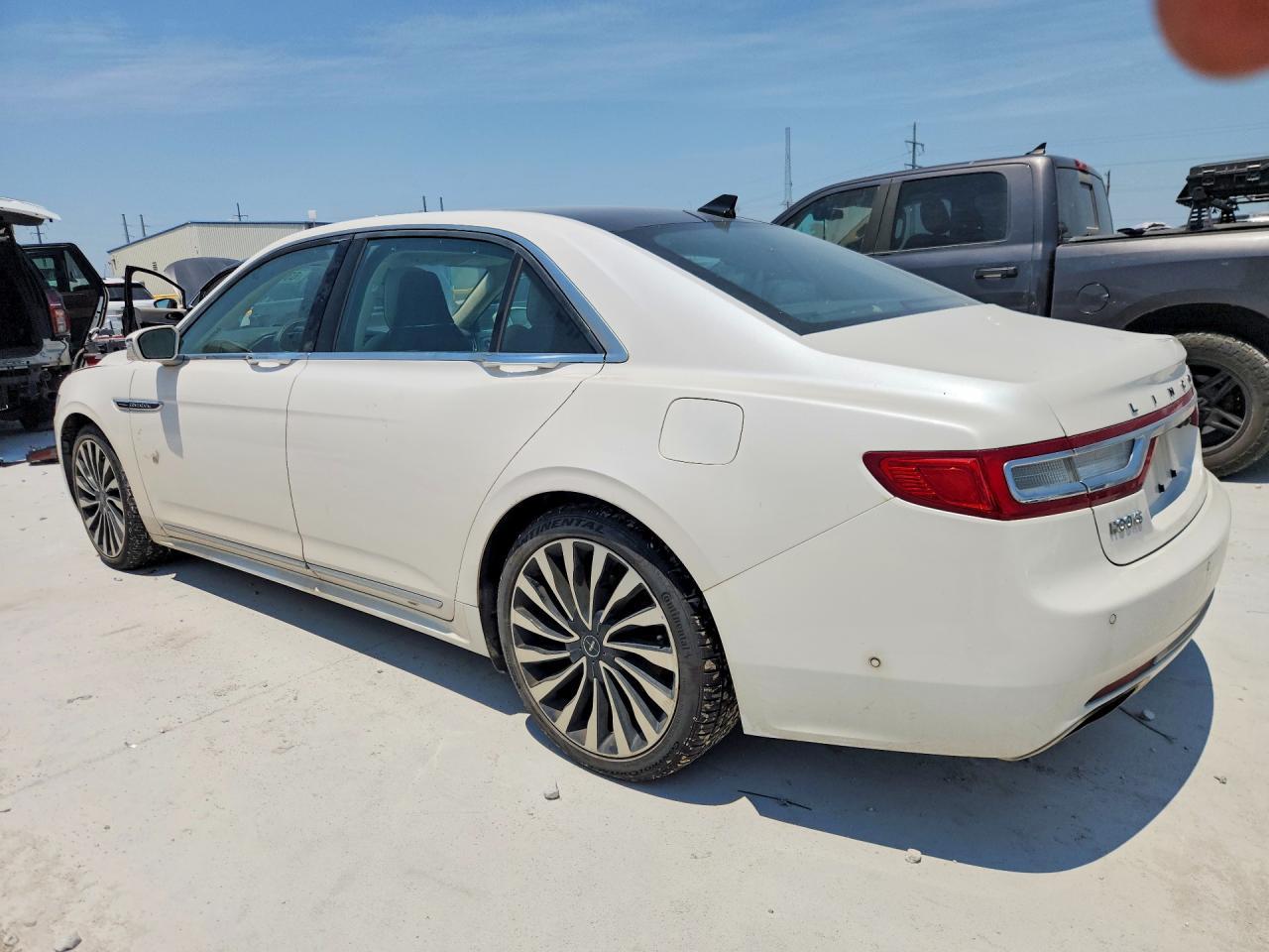 2019 Lincoln Continental Black Label - Image 2